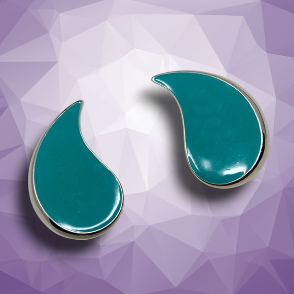Vintage 1980's Monet Modernist Teal Enamel Clip On Earrings New Wave Art to Wear - Picture 1 of 6